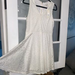 FRANCESCA’S - White Mini Dress